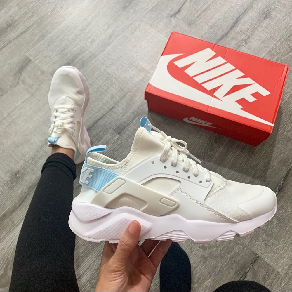Nike White Blue Huarache Run Ultra Sneakers